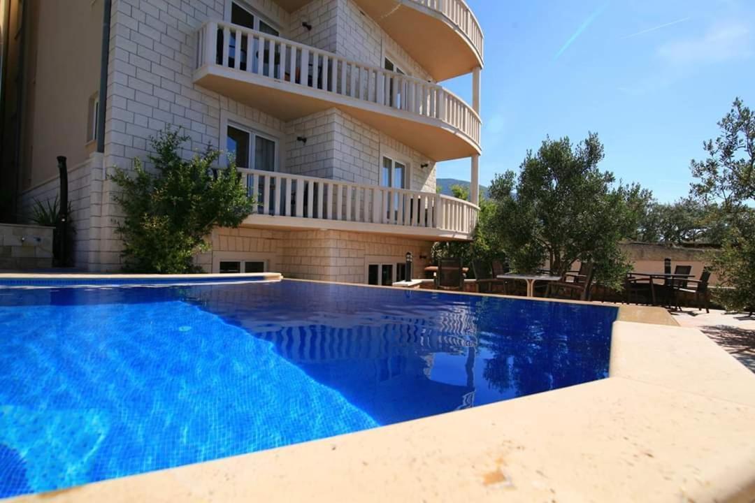 Hotel Villa Dzamonja Bol Exterior photo